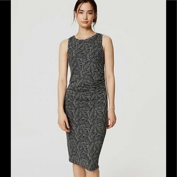 LOFT Dresses & Skirts - Loft Palm Sleeveless Side Shirred Dress